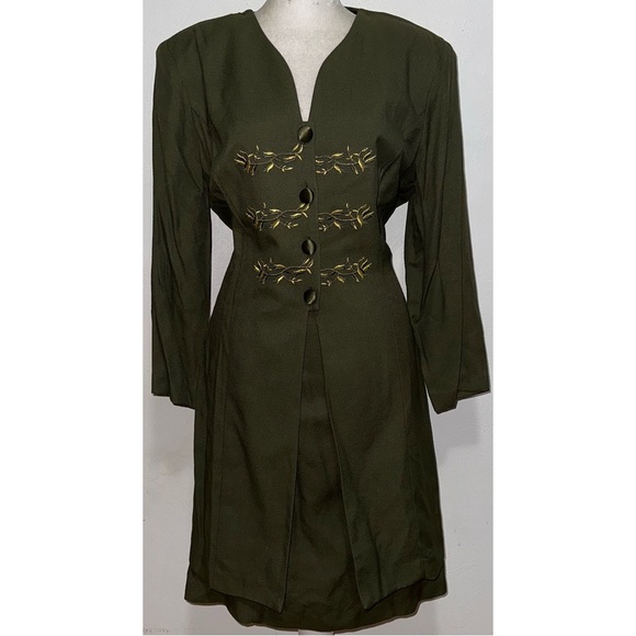 Vintage Dresses & Skirts - 🚨CLEARANCE🚨 Vintage Embroidered Suit Dress
